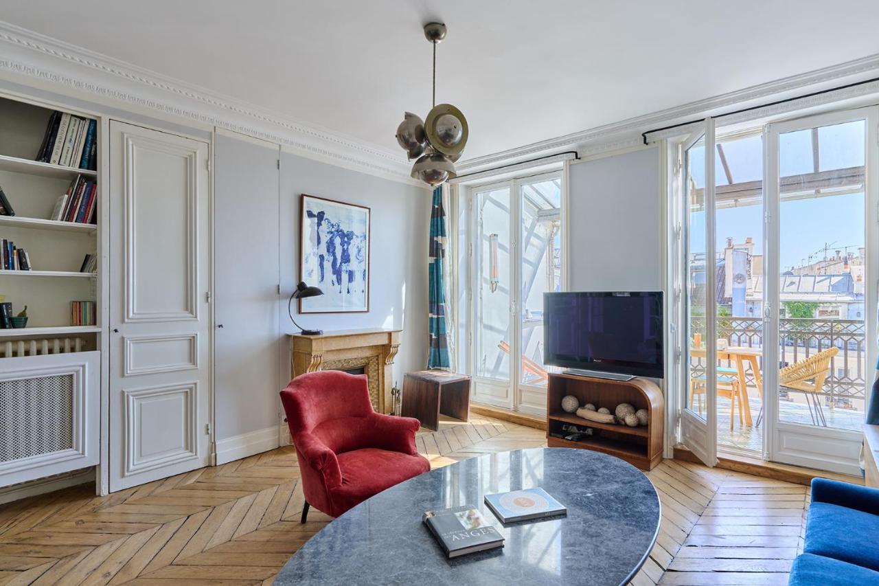 Apartment Center Of Paris With Terrace By Studio Prestige Esterno foto