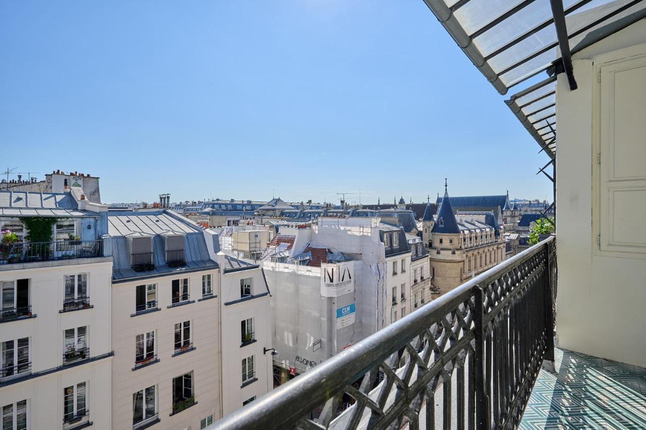 Apartment Center Of Paris With Terrace By Studio Prestige Esterno foto